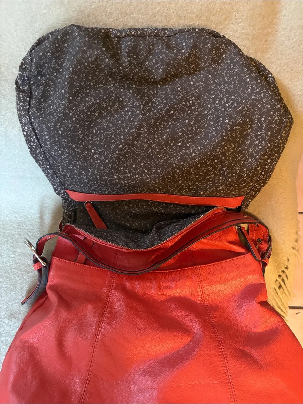 Vibrant Red Leather Shoulder Bag with Curved Zip Flap